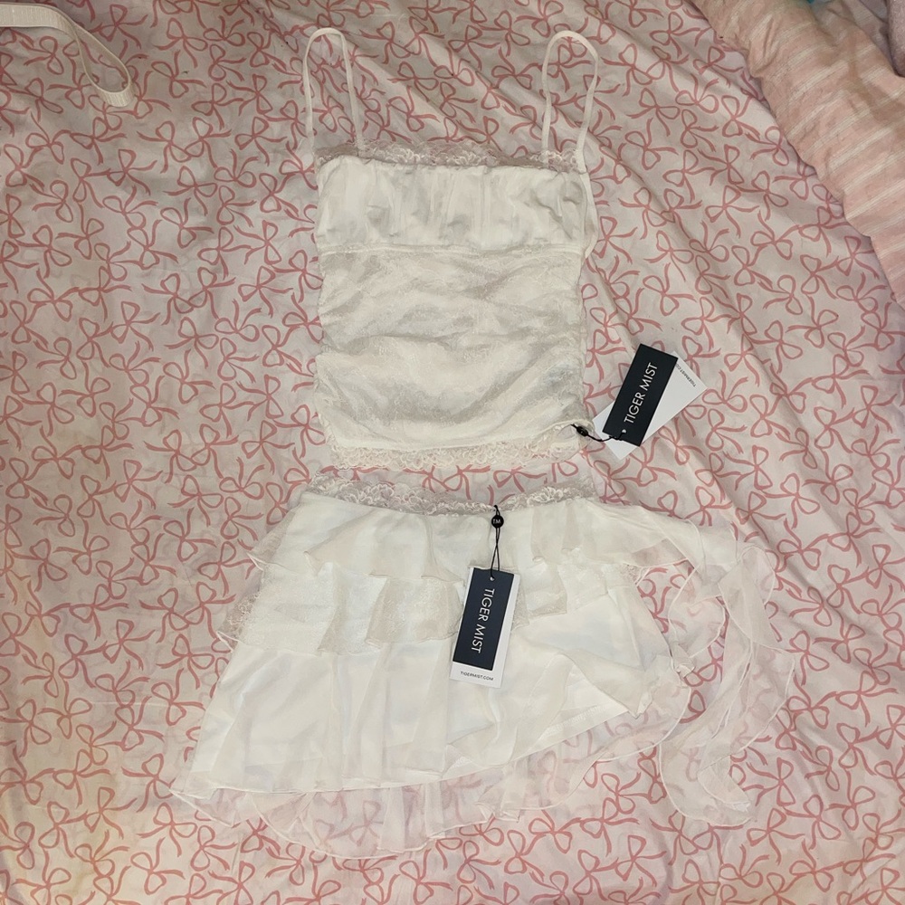 Tiger Mist White Ruffle Skirt Set - Picture 9 of 15